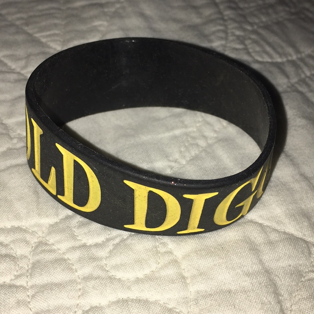 Gold digger rubber bracelet